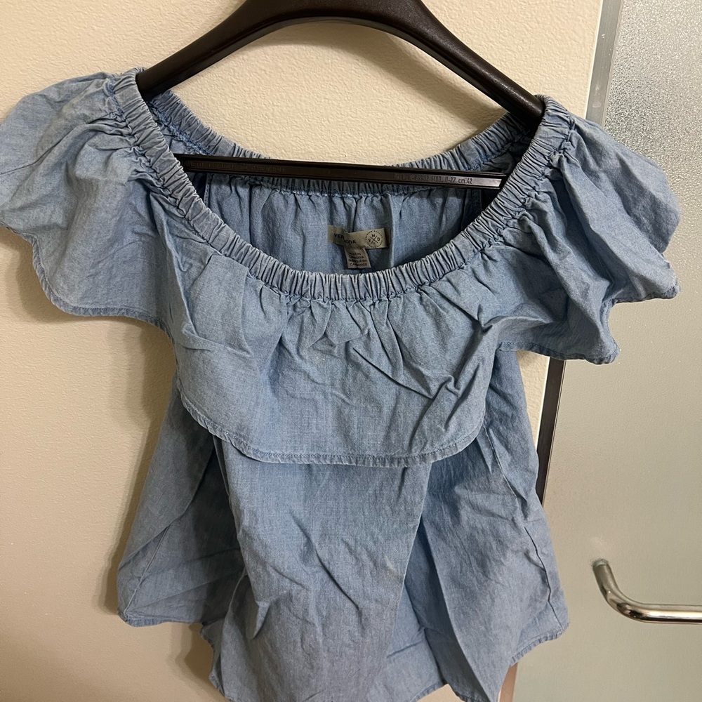Vero Moda Light Blue Ruffle Blouse